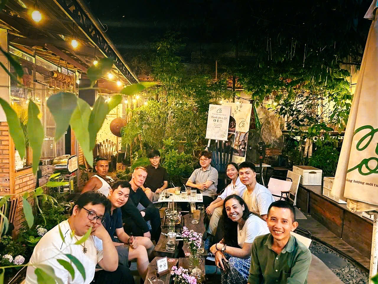 English and Vietnamese club members meeting at Cỏ Quán Café